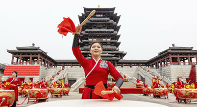 江蘇泗洪：百鼓齊鳴迎新春